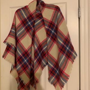 Multi-wear blanket scarf